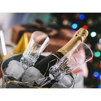 3 Tage / 2 Nächte: Silvesterzauber bei München in Parsdorf, Bayern inkl. Halbpension Plus Städteurlaub online kaufen 3 Tage / 2 Nächte: Silvesterzauber bei München in Parsdorf, Bayern inkl. Halbpension Plus Städteurlaub online kaufen