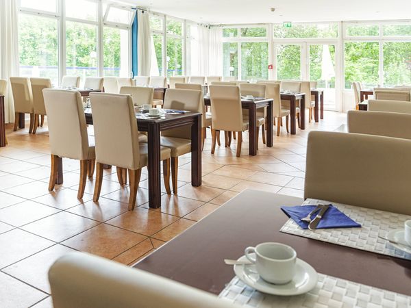 3 Tage Golf spielen am Großen Plöner See, Schleswig-Holstein inkl. Halbpension Städteurlaub online kaufen