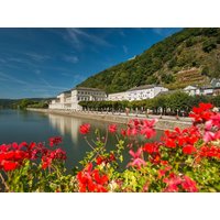 4 Tage Auszeit für die Sinne an der Lahn in Bad Ems, Rheinland-Pfalz inkl. Halbpension Städteurlaub online kaufen 4 Tage Auszeit für die Sinne an der Lahn in Bad Ems, Rheinland-Pfalz inkl. Halbpension Städteurlaub online kaufen