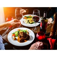 4 Tage Auszeit für Genießer am Donauufer von Linz, Oberösterreich inkl. Halbpension Städteurlaub online kaufen 4 Tage Auszeit für Genießer am Donauufer von Linz, Oberösterreich inkl. Halbpension Städteurlaub online kaufen