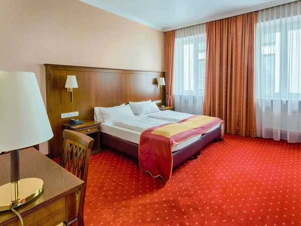 4 Tage Kurzurlaub mit Frühstück im Hotel Roemerhof in Baden-Baden, Baden-Württemberg inkl. Frühstück Städteurlaub online kaufen