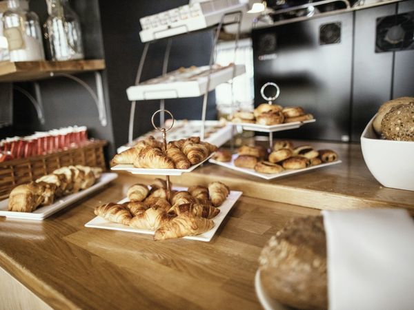 4 Tage Kurzurlaub mit Frühstück im Leonardo Hotel Lelystad City Center, Flevoland inkl. Frühstück Städteurlaub online kaufen 4 Tage Kurzurlaub mit Frühstück im Leonardo Hotel Lelystad City Center, Flevoland inkl. Frühstück Städteurlaub online kaufen