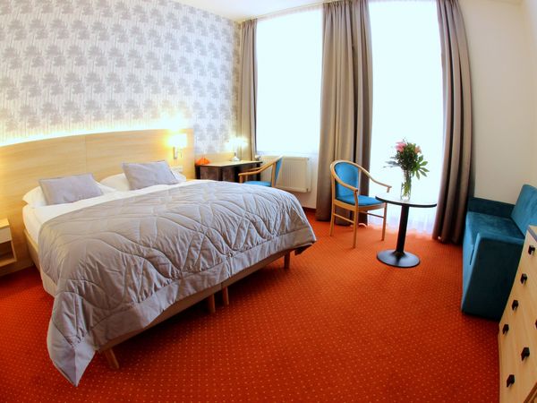 4 Tage "Minirelax" am singenden Brunnen in Marienbad 2027 in Marienbad (Mariánské Lázně), Karlsbad (Karlovarský kraj) inkl. Halbpension Städteurlaub online kaufen