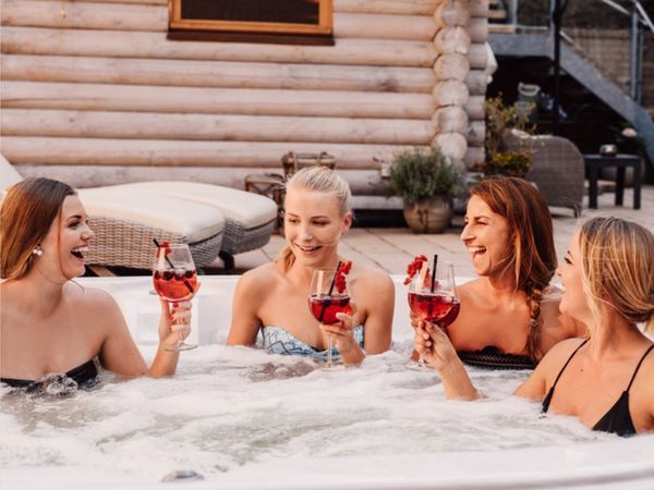 4 Tage Summer Special -3 Nights@Beauty Concept Spa in Lübeck, Schleswig-Holstein inkl. Frühstück Städteurlaub online kaufen