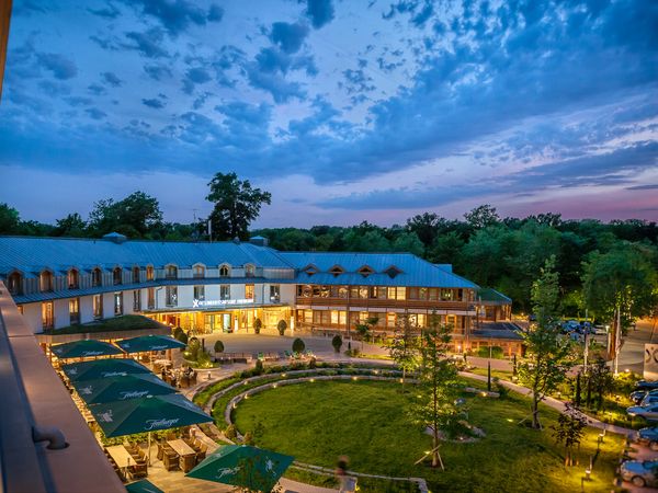 6 Tage Thermenurlaub in Freiburg in Freiburg im Breisgau, Baden-Württemberg inkl. Halbpension Städteurlaub online kaufen 6 Tage Thermenurlaub in Freiburg in Freiburg im Breisgau, Baden-Württemberg inkl. Halbpension Städteurlaub online kaufen