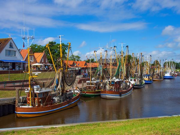 8 Tage Erholung im Fischerdorf Greetsiel an der Nordsee inkl. Menüs, Niedersachsen inkl. Halbpension Städteurlaub online kaufen 8 Tage Erholung im Fischerdorf Greetsiel an der Nordsee inkl. Menüs, Niedersachsen inkl. Halbpension Städteurlaub online kaufen