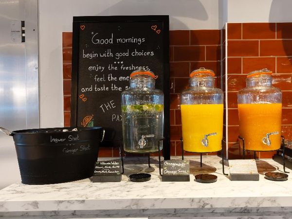 8 Tage Urlaub mit Frühstück im Holiday Inn - the niu, Pax Berlin Airport by IHG in Schönefeld, Brandenburg inkl. Frühstück Städteurlaub online kaufen