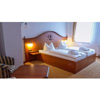 Kurzurlaub Bad Köstritz mit Trabi-Fahrt für 2 (1 Nacht) Städteurlaub Produktbild Kurzurlaub Bad Köstritz mit Trabi-Fahrt für 2 (1 Nacht) Städteurlaub Produktbild