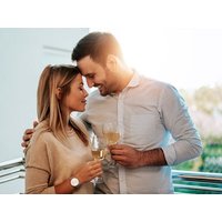 Romantische Tage vor den Toren Hamburgs inkl. Menü in Ahrensburg, Schleswig-Holstein inkl. Halbpension Städteurlaub online kaufen Romantische Tage vor den Toren Hamburgs inkl. Menü in Ahrensburg, Schleswig-Holstein inkl. Halbpension Städteurlaub online kaufen