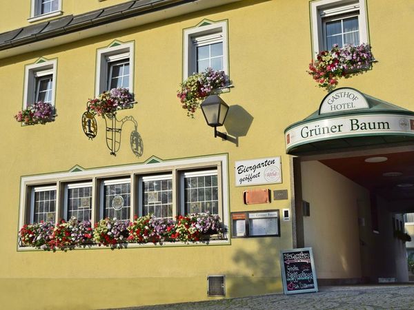 Therme Bad Steben - Wellness - Tage in Naila, Bayern inkl. Halbpension Städteurlaub online kaufen